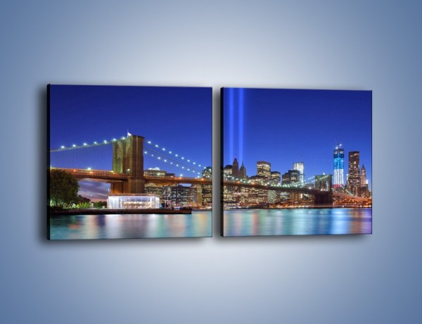Obraz na płótnie – Świetlne kolumny w Nowym Jorku – dwuczęściowy kwadratowy poziomy AM757