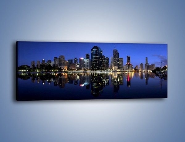 Obraz na płótnie – Brisbane w Australii nocą – jednoczęściowy panoramiczny AM354