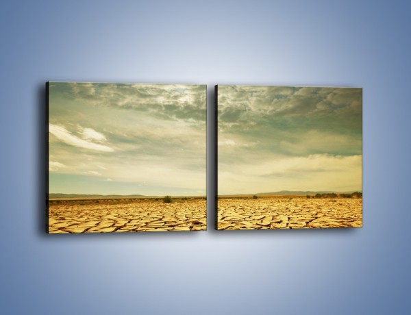 Obraz na płótnie – Ciemne chmury nad popękaną ziemią – dwuczęściowy kwadratowy poziomy KN025