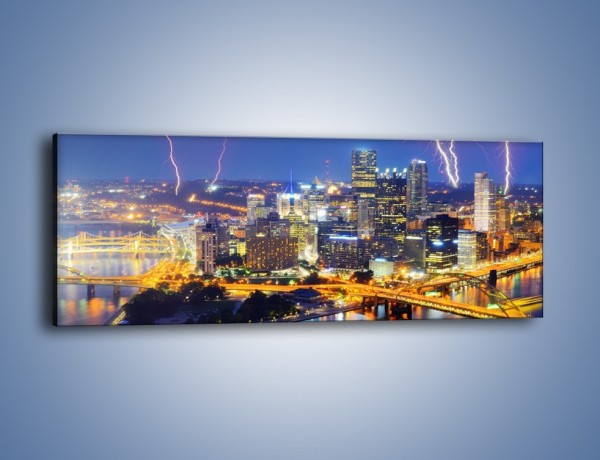 Obraz na płótnie – Burza nad Pittsburgiem – jednoczęściowy panoramiczny AM410