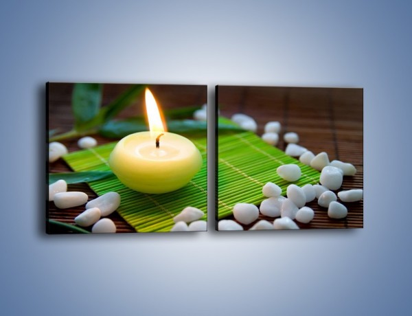 Obraz na płótnie – Świeczka na bambusowej podkładce – dwuczęściowy kwadratowy poziomy O265