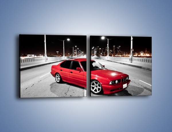 Obraz na płótnie – BMW 5 E34 na moście – dwuczęściowy kwadratowy poziomy TM227