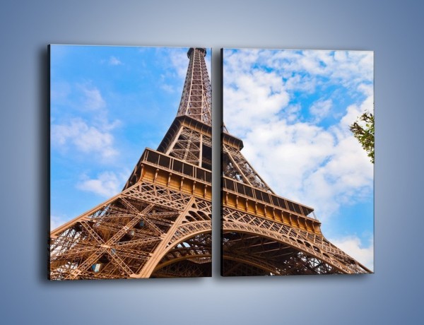 Obraz na płótnie – Wieża Eiffla pod chmurkami – dwuczęściowy prostokątny pionowy AM173