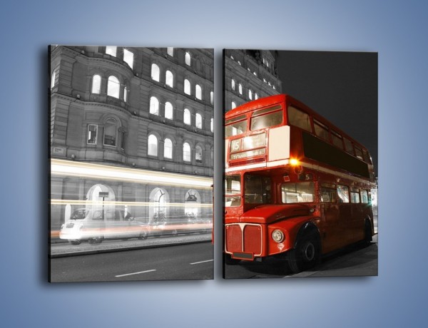 Obraz na płótnie – Czerwony autobus w Londynie – dwuczęściowy prostokątny pionowy AM634