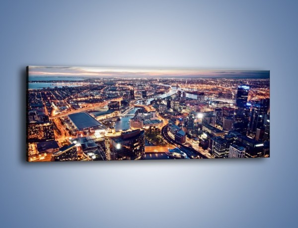 Obraz na płótnie – Panorama Melbourne po zmierzchu – jednoczęściowy panoramiczny AM470