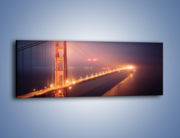Obraz na płótnie – Most Golden Gate w nocnej mgle – jednoczęściowy panoramiczny AM490