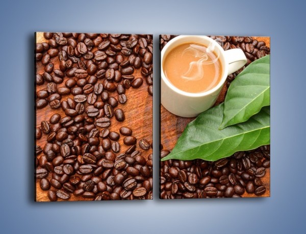 Obraz na płótnie – Ziarna kawy pod liściem – dwuczęściowy prostokątny pionowy JN417