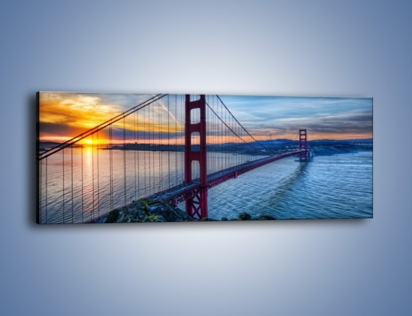 Obraz na płótnie – Wschód słońca nad mostem Golden Gate – jednoczęściowy panoramiczny AM539