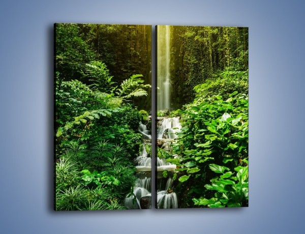 Obraz na płótnie – Dzika zieleń wśród wodospadu – dwuczęściowy prostokątny pionowy KN1174A