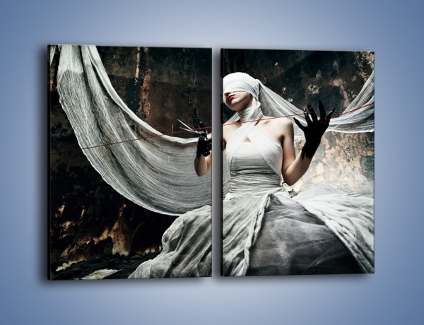 Obraz na płótnie – Dama w białych bandażach – dwuczęściowy prostokątny pionowy L278