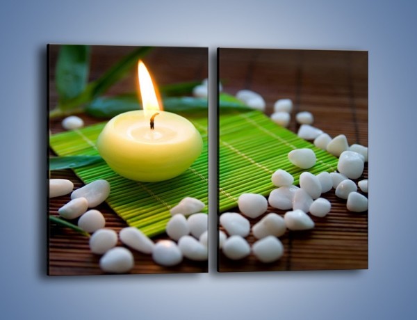 Obraz na płótnie – Świeczka na bambusowej podkładce – dwuczęściowy prostokątny pionowy O265