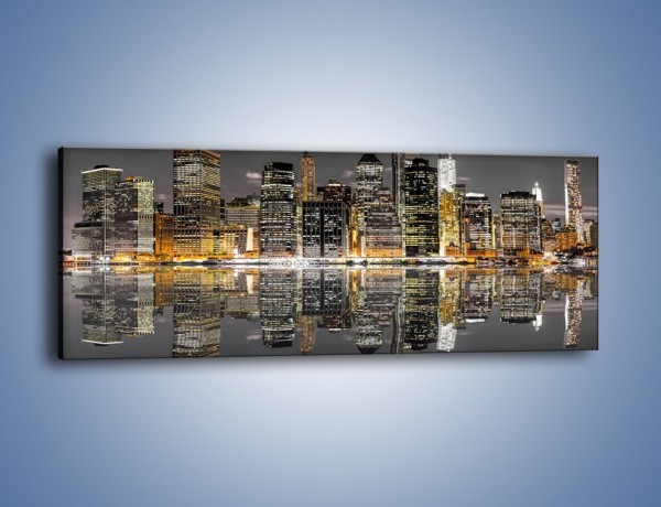 Obraz na płótnie – Panorama Nowego Yorku w odbiciu wody – jednoczęściowy panoramiczny AM596