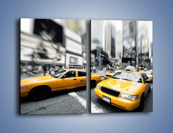 Obraz na płótnie – Taksówki na Times Square – dwuczęściowy prostokątny pionowy TM152
