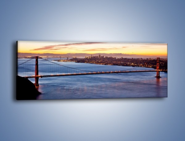 Obraz na płótnie – Most Golden Gate o zachodzie słońca – jednoczęściowy panoramiczny AM608