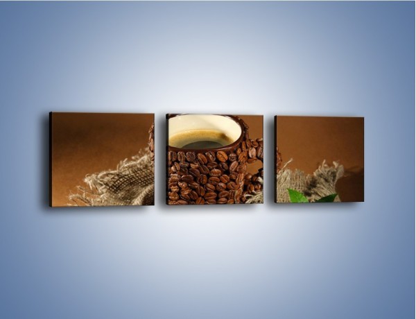 Obraz na płótnie – Kubek z ziarnami kawy – trzyczęściowy JN388W1