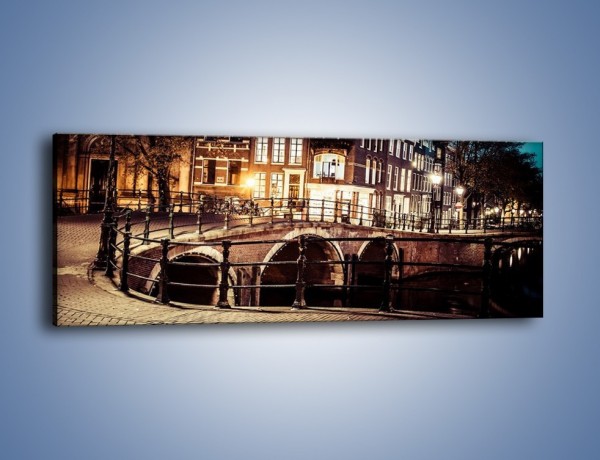Obraz na płótnie – Ulice Amsterdamu wieczorową porą – jednoczęściowy panoramiczny AM693
