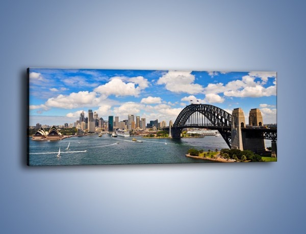 Obraz na płótnie – Panorama Sydney w pochmurny dzień – jednoczęściowy panoramiczny AM784