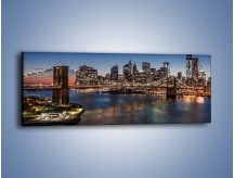 Obraz na płótnie – Most Brookliński na tle NYC – jednoczęściowy panoramiczny AM791