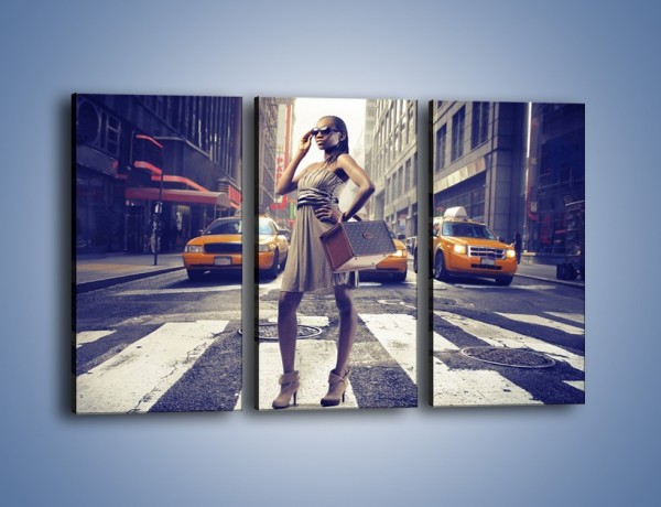 Obraz na płótnie – Pani i nowojorski styl – trzyczęściowy L246W2