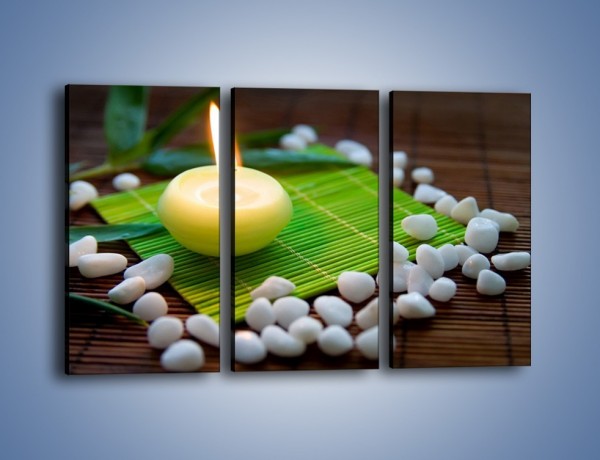 Obraz na płótnie – Świeczka na bambusowej podkładce – trzyczęściowy O265W2