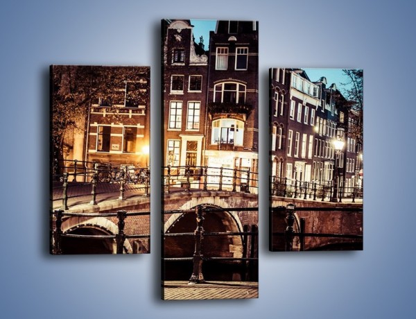 Obraz na płótnie – Ulice Amsterdamu wieczorową porą – trzyczęściowy AM693W3