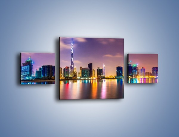 Obraz na płótnie – Światła Dubaju odbite w wodzie – trzyczęściowy AM761W4