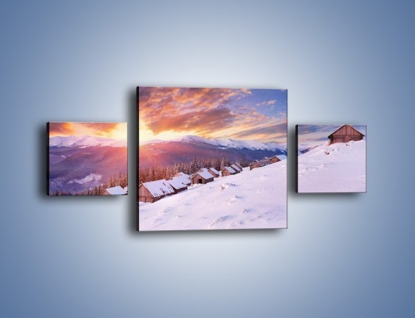 Obraz na płótnie – Chatka w śnieżnym dywanie – trzyczęściowy KN725W4