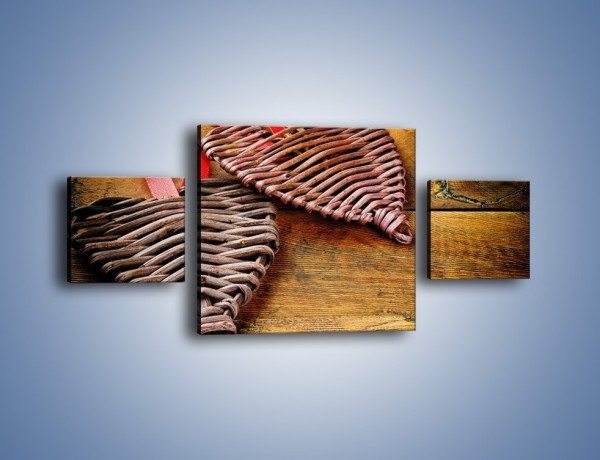 Obraz na płótnie – Plecione serca na drewnie – trzyczęściowy O151W4