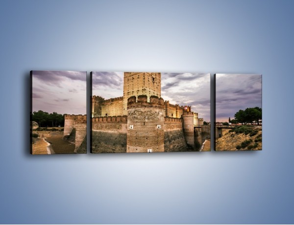 Obraz na płótnie – Zamek La Mota w Hiszpanii – trzyczęściowy AM457W5