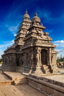 Nadbrzeżna świątynia Śiwy w Indiach - AM695