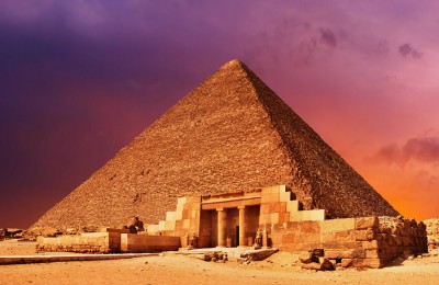 Piramida w Egipcie - AM812