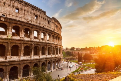 Rzymskie Koloseum o zachodzie słońca - AM684